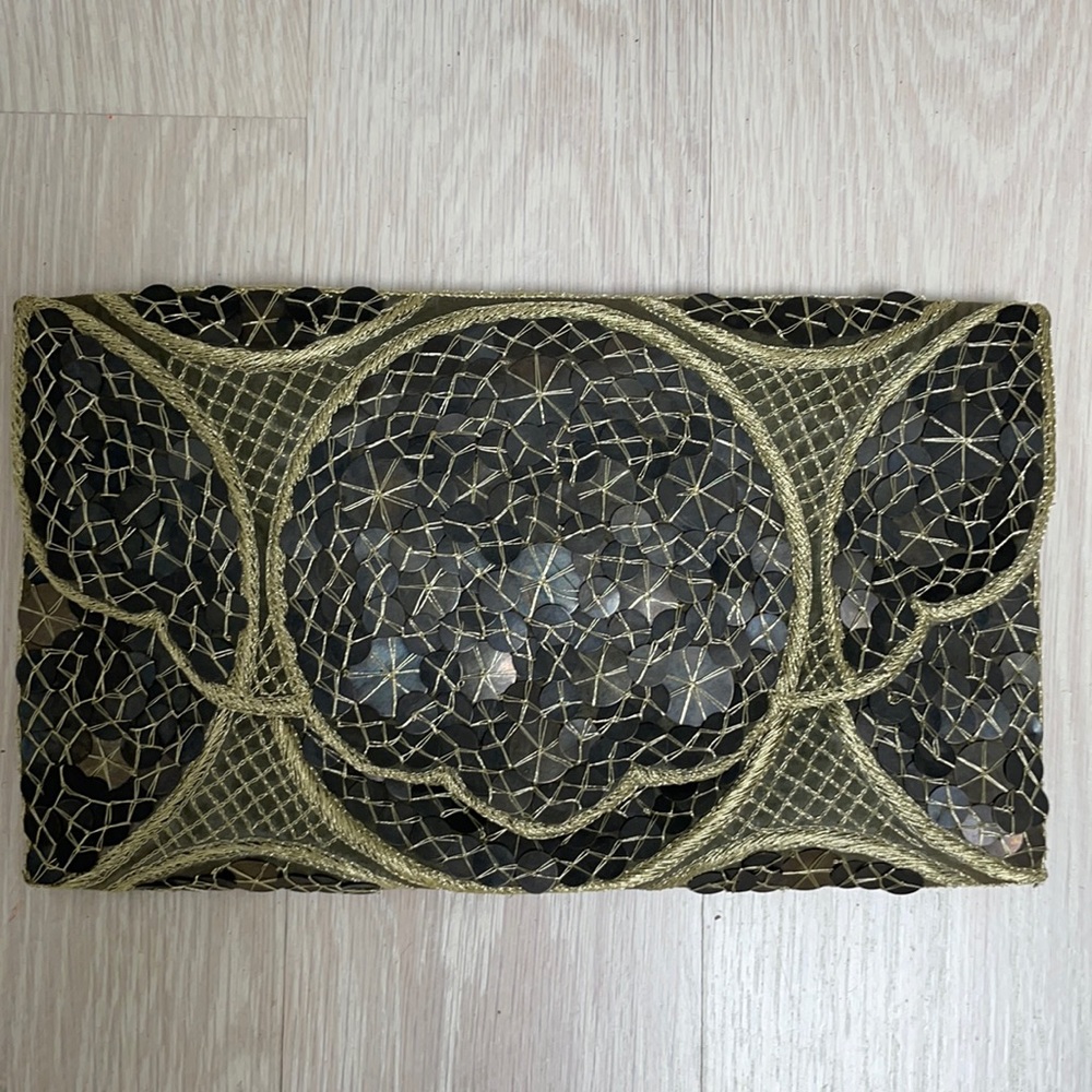Metallic Envelope Clutch with Chain
